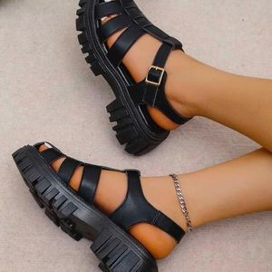 Wedge Sandals!